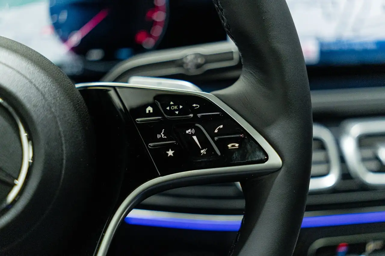 Mercedes-Benz GLE снимка Mercedes-Benz GLE