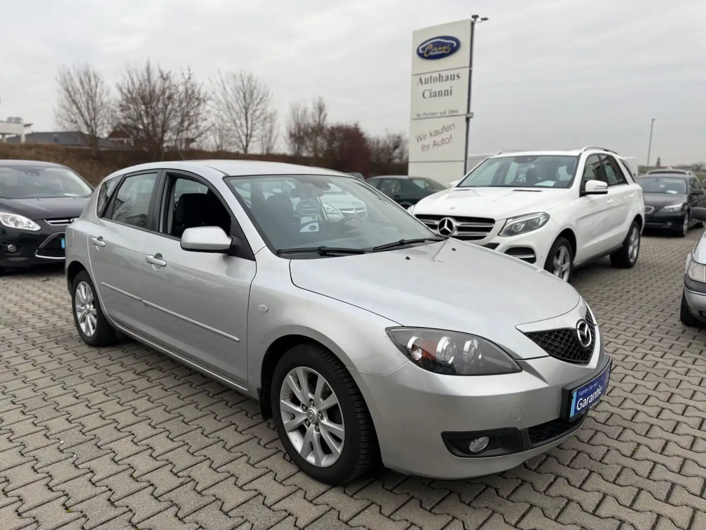 Mazda 3 Lim. 1.6 Sport Active** TüV NEU ** Silber - 1