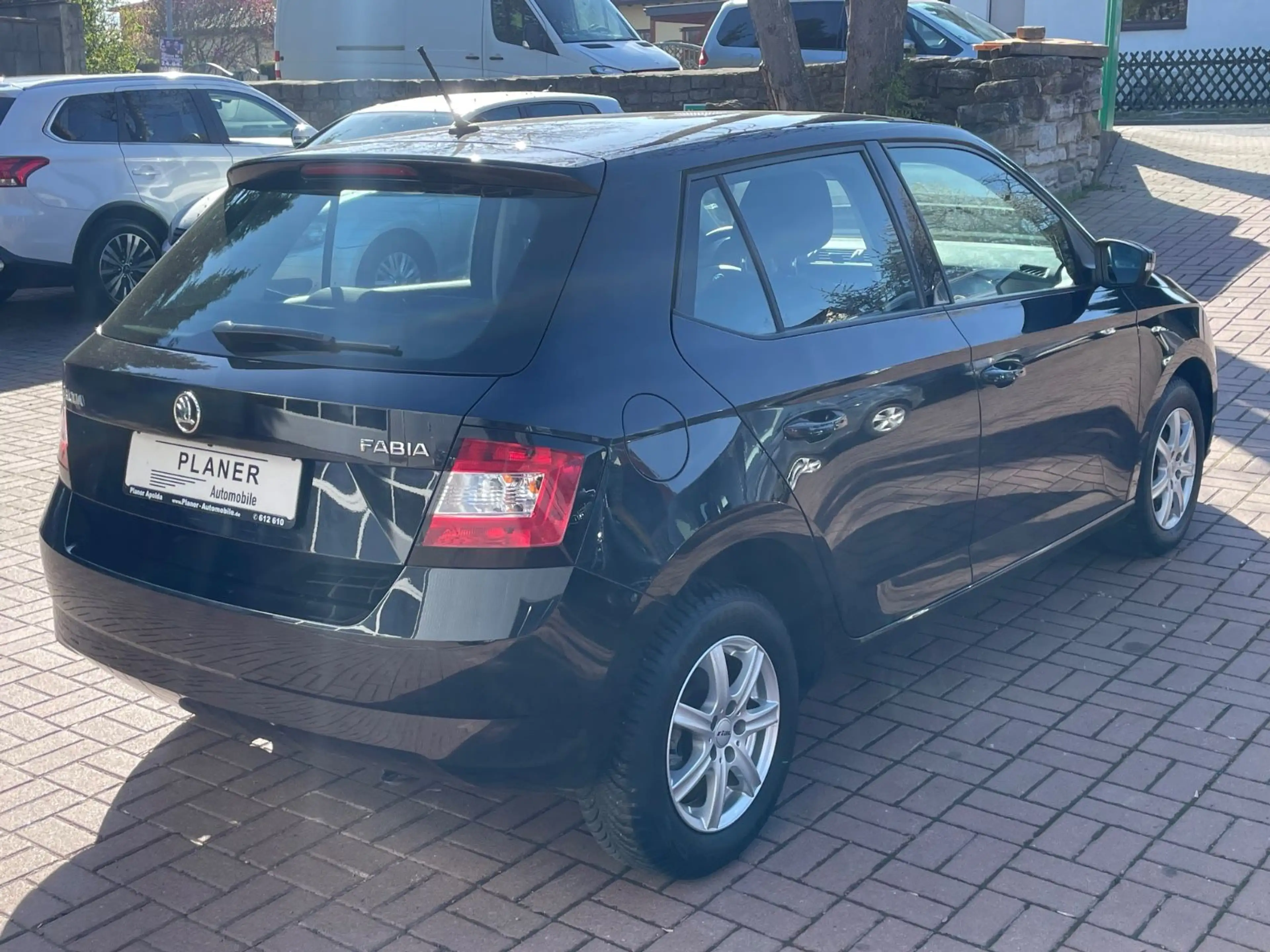 Skoda Fabia Active Sitzh. Start/Stopp USB Service neu — photo 4