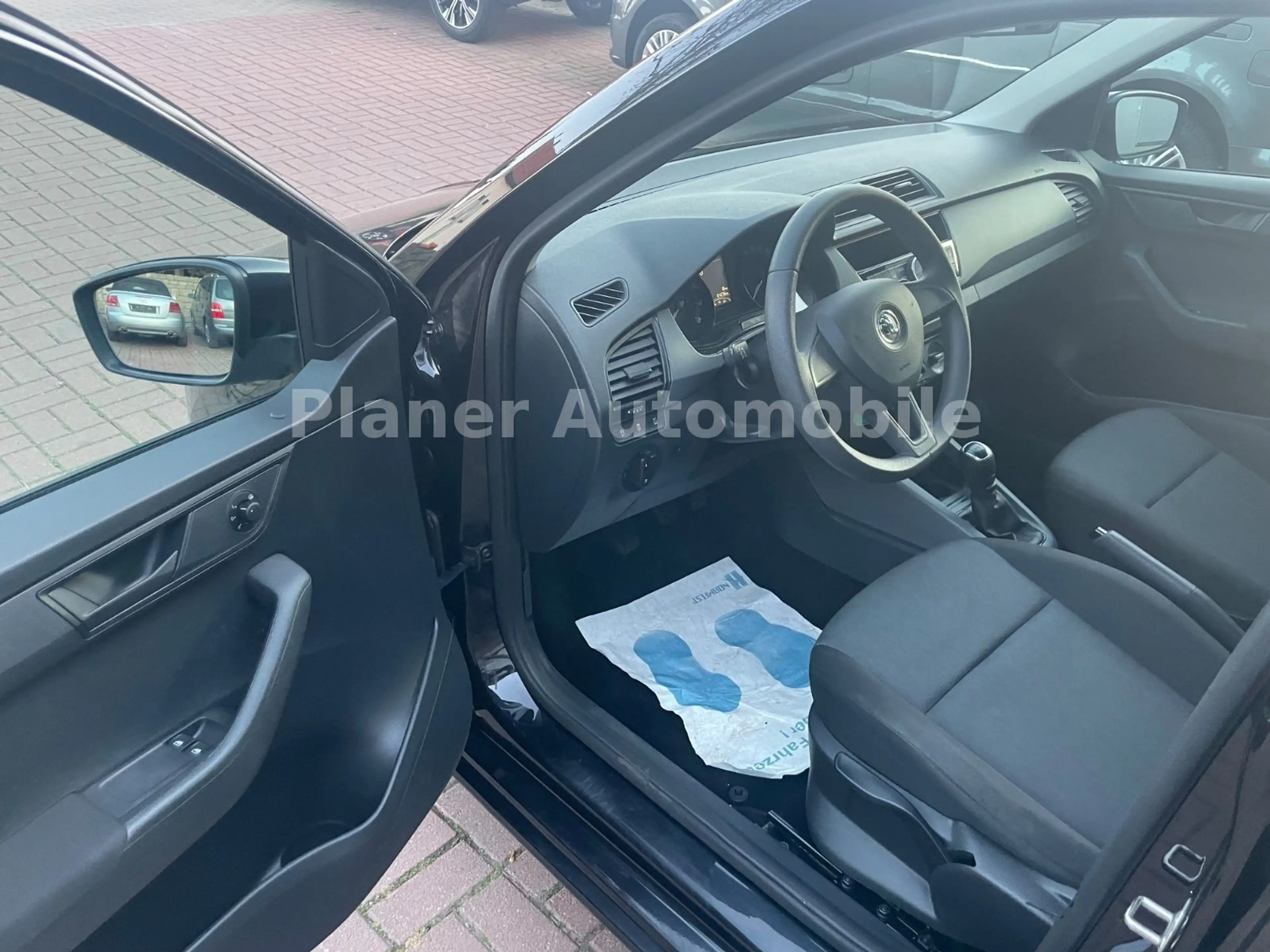 Skoda Fabia Active Sitzh. Start/Stopp USB Service neu — photo 7
