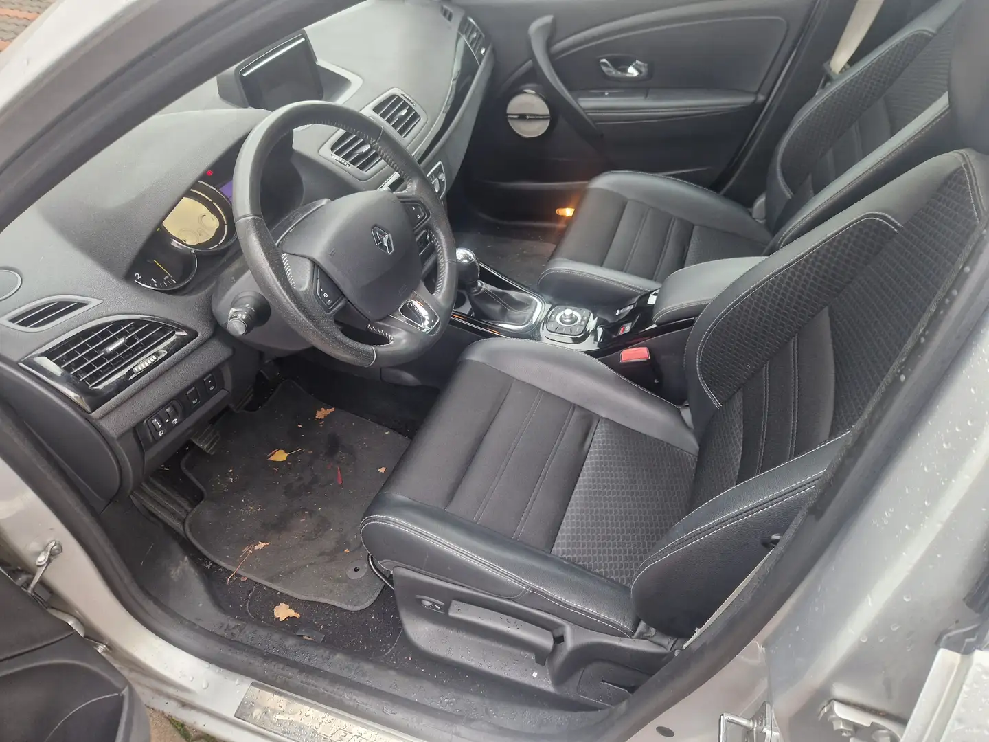 Renault Megane BOSE Edition Silber - 2