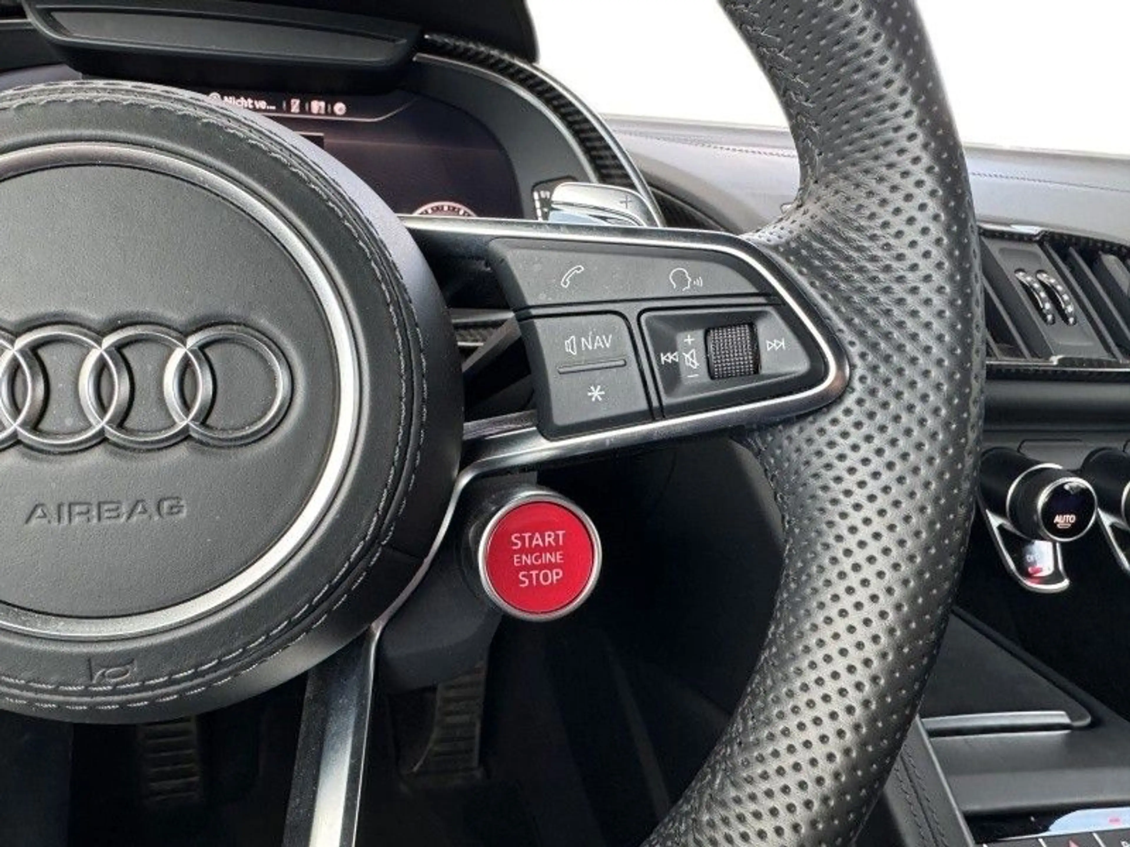 Audi R8 Coupe Performance — photo 15