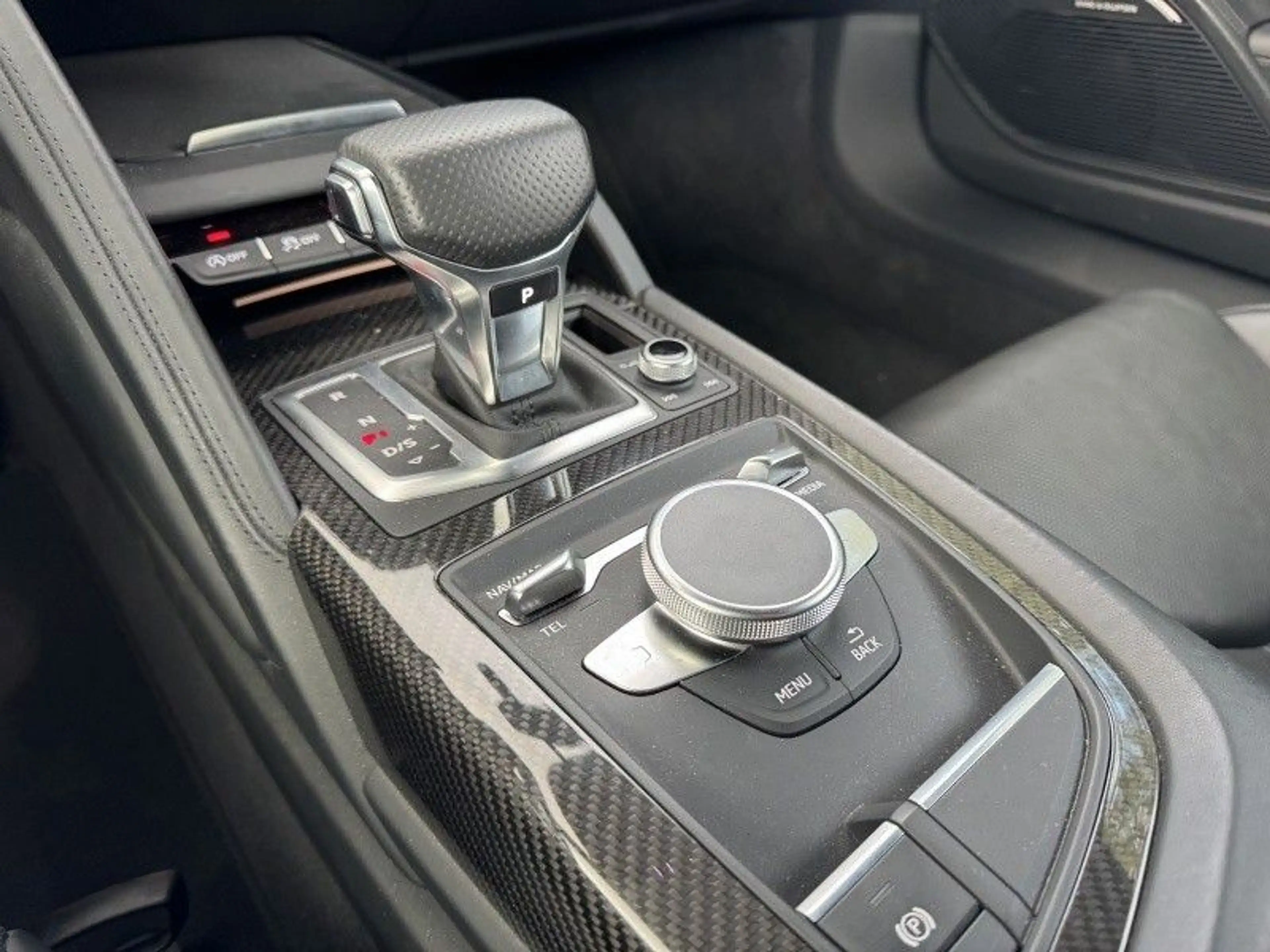 Audi R8 Coupe Performance — photo 19