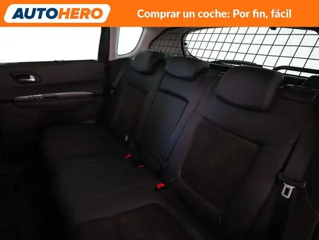 Peugeot 3008 view 15