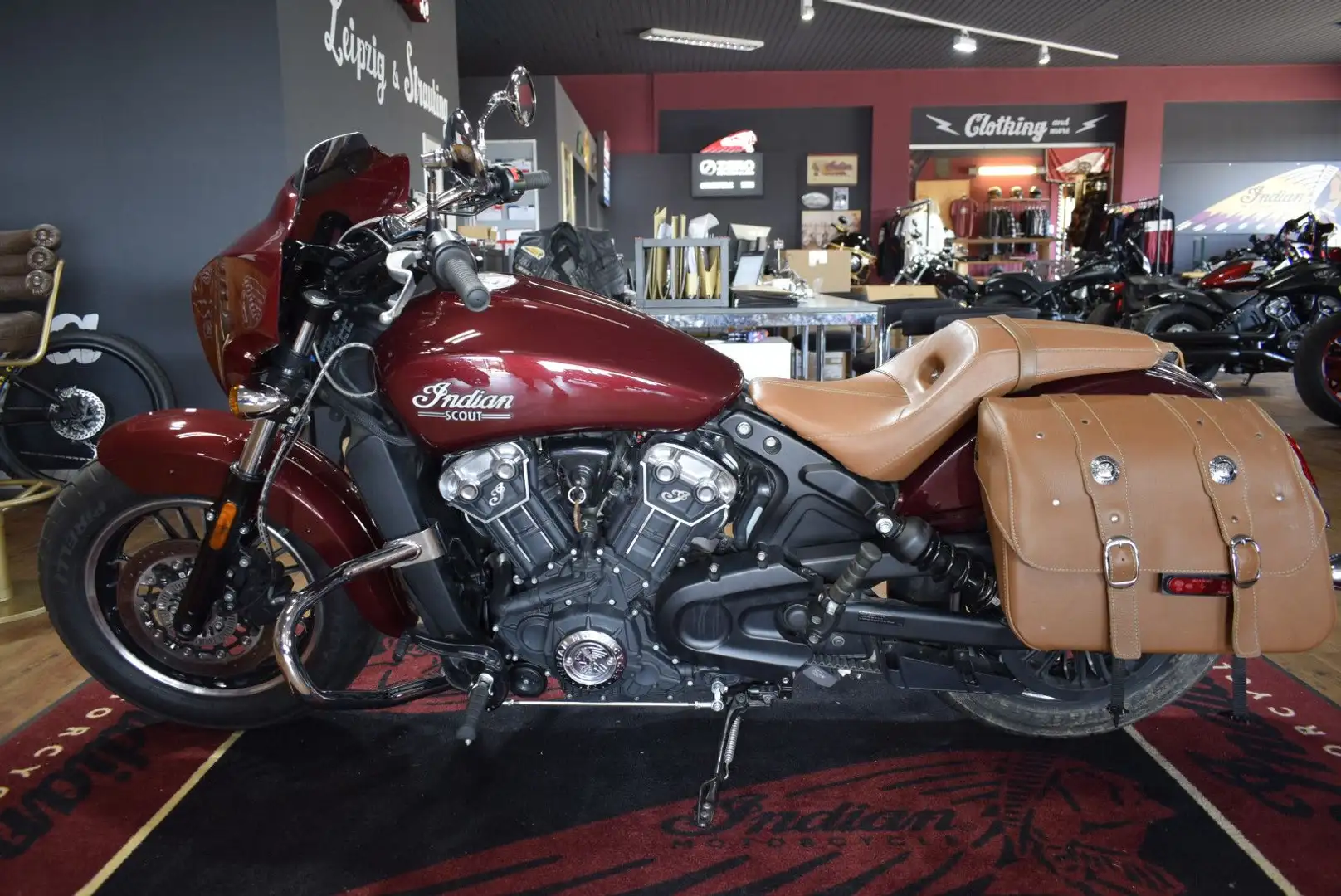 Indian Scout 1200 Fairing/Koffer/Sturzbügel/1Hand Rot - 2