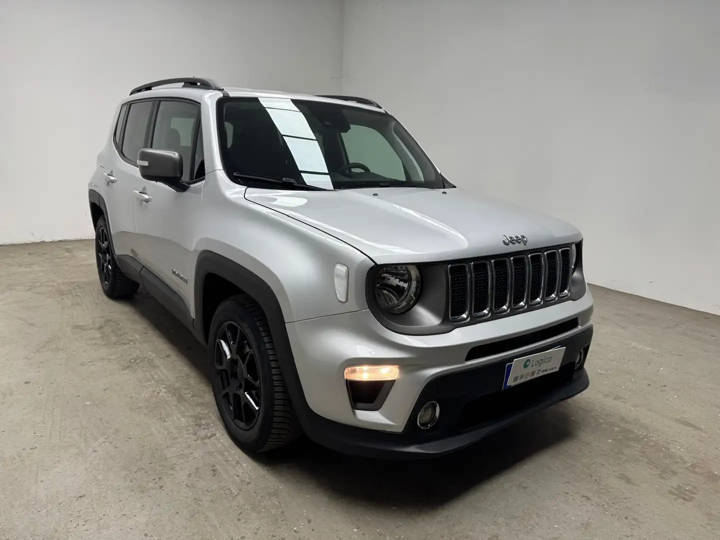 Jeep Renegade 1.6 Multijet II Limited Srebrny - 1