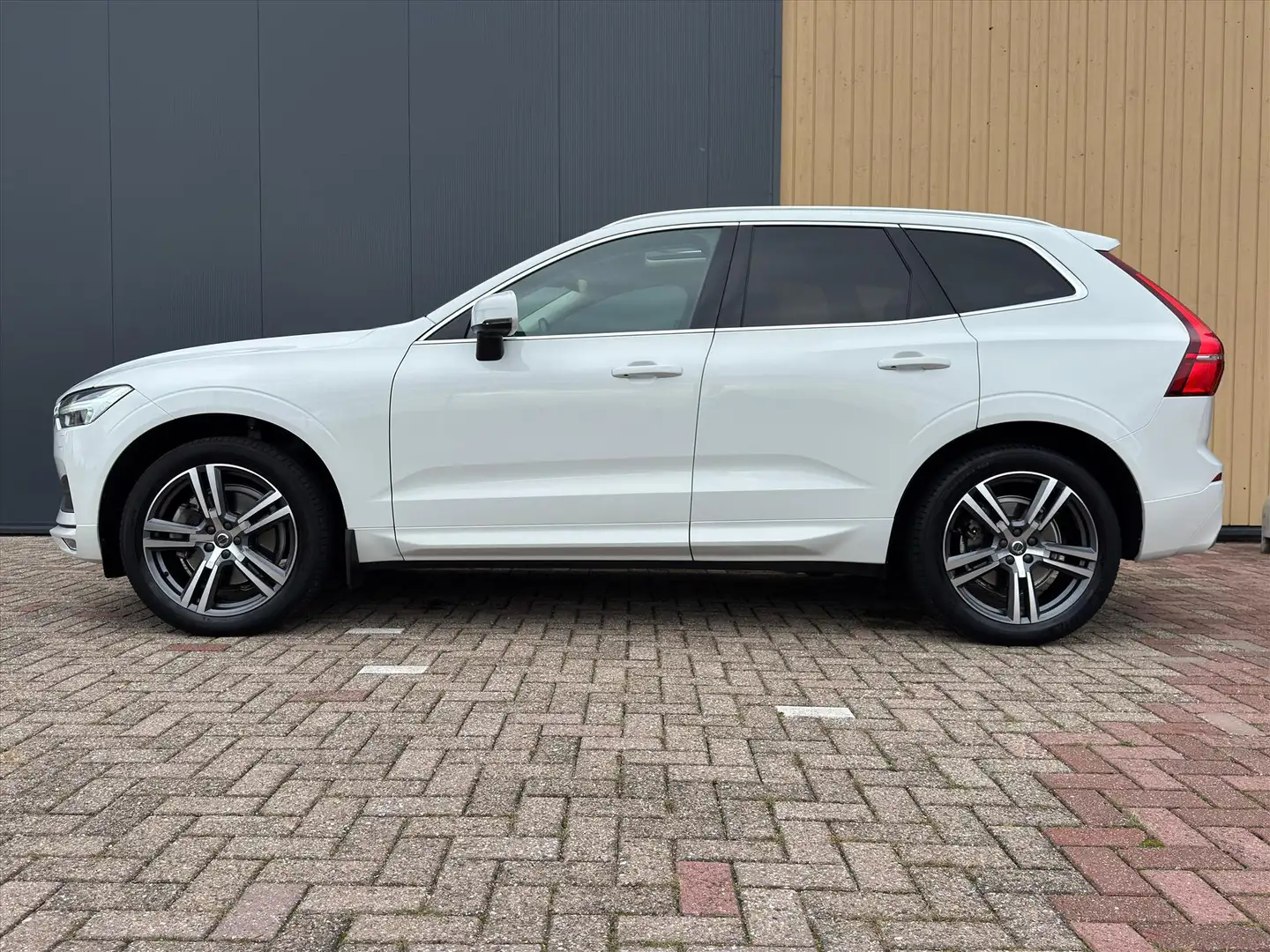 Volvo XC60 T5 250pk AWD Inscription Polestar Engineerd | ACC Blanc - 2