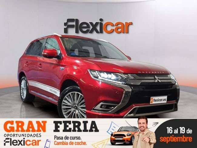 Mitsubishi Outlander PHEV Kaiteki 4WD - foto 1