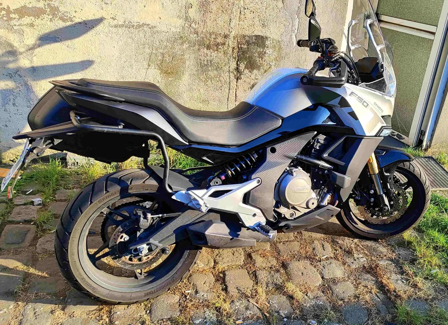 CFMOTO 650 MT Fehér - 1