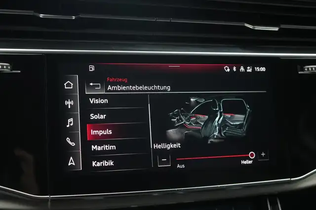 Audi Q7 view 20
