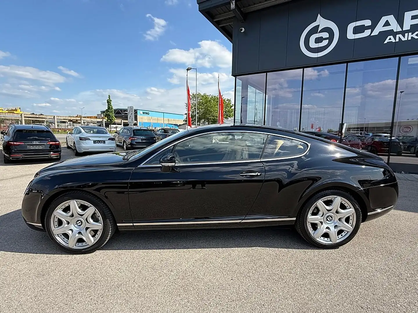 Bentley Continental GT Schwarz - 2