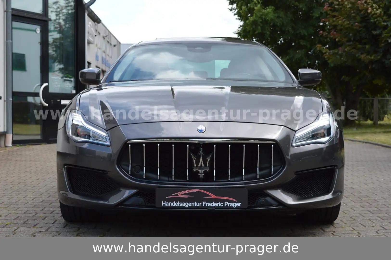 Maserati Quattroporte GranSport SQ4 Gris - 2