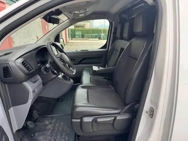 Citroen Jumpy view 8