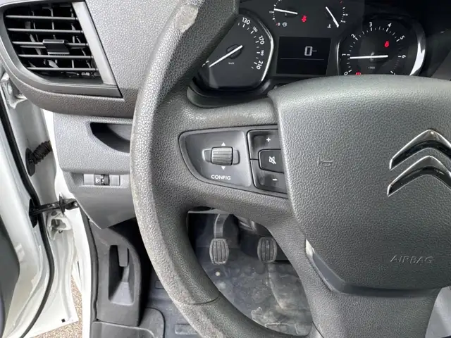 Citroen Jumpy view 14