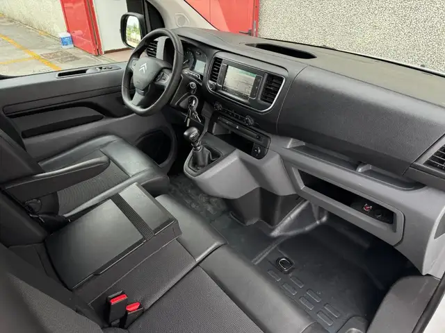 Citroen Jumpy view 6