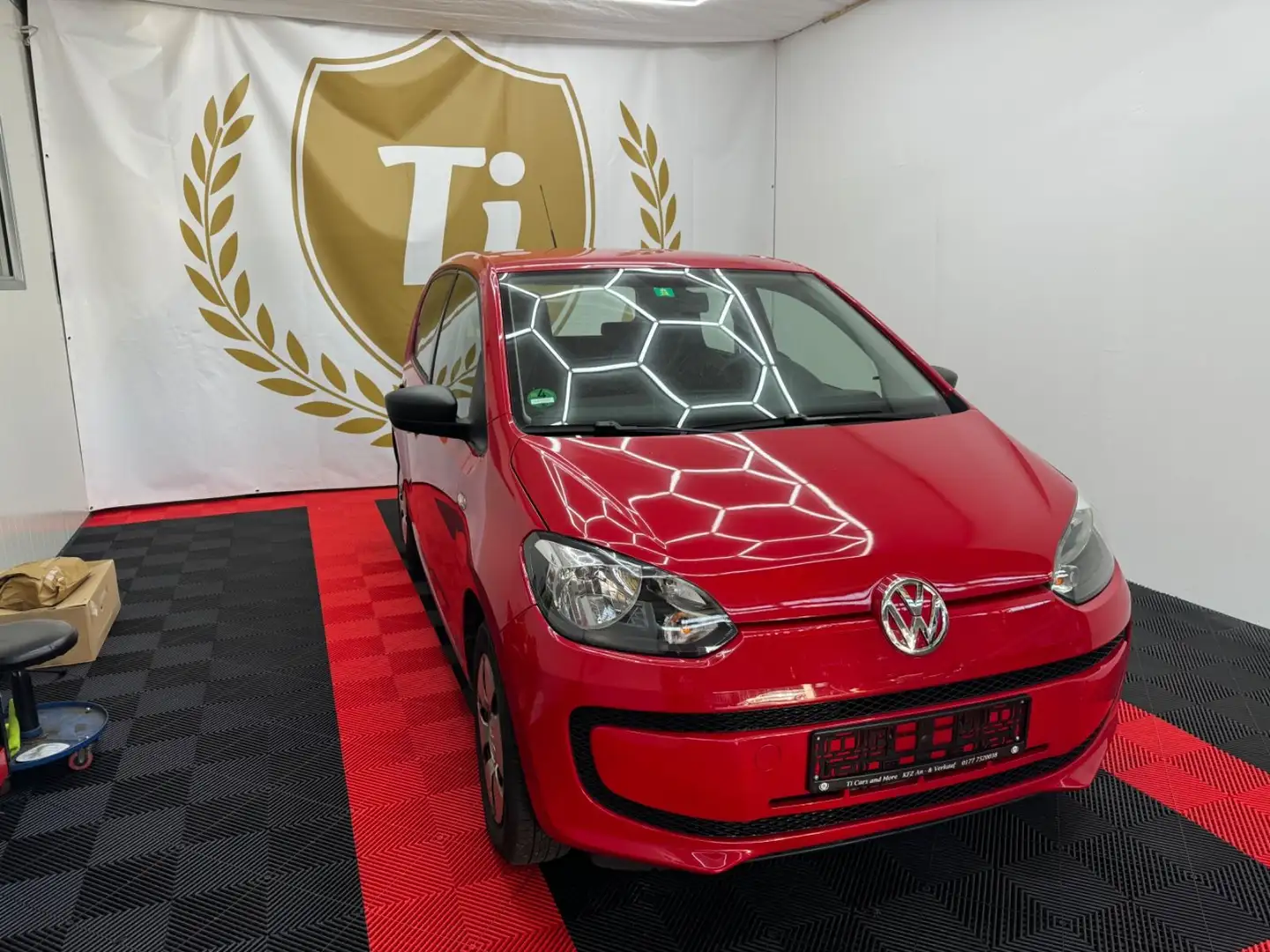 Volkswagen up! *up!*take*up!*50.000KM*Klima*Radio* Rot - 2