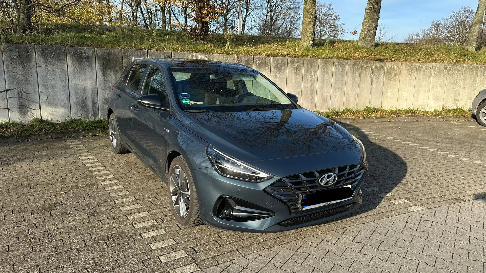 Hyundai i30 Edition 30+ Mild-Hybrid Blau - 1