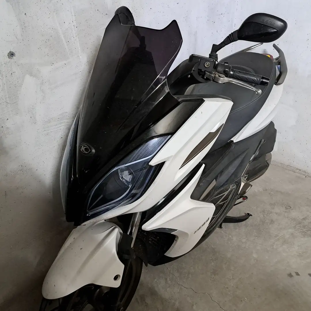 Kymco K-XCT 300i White - 1