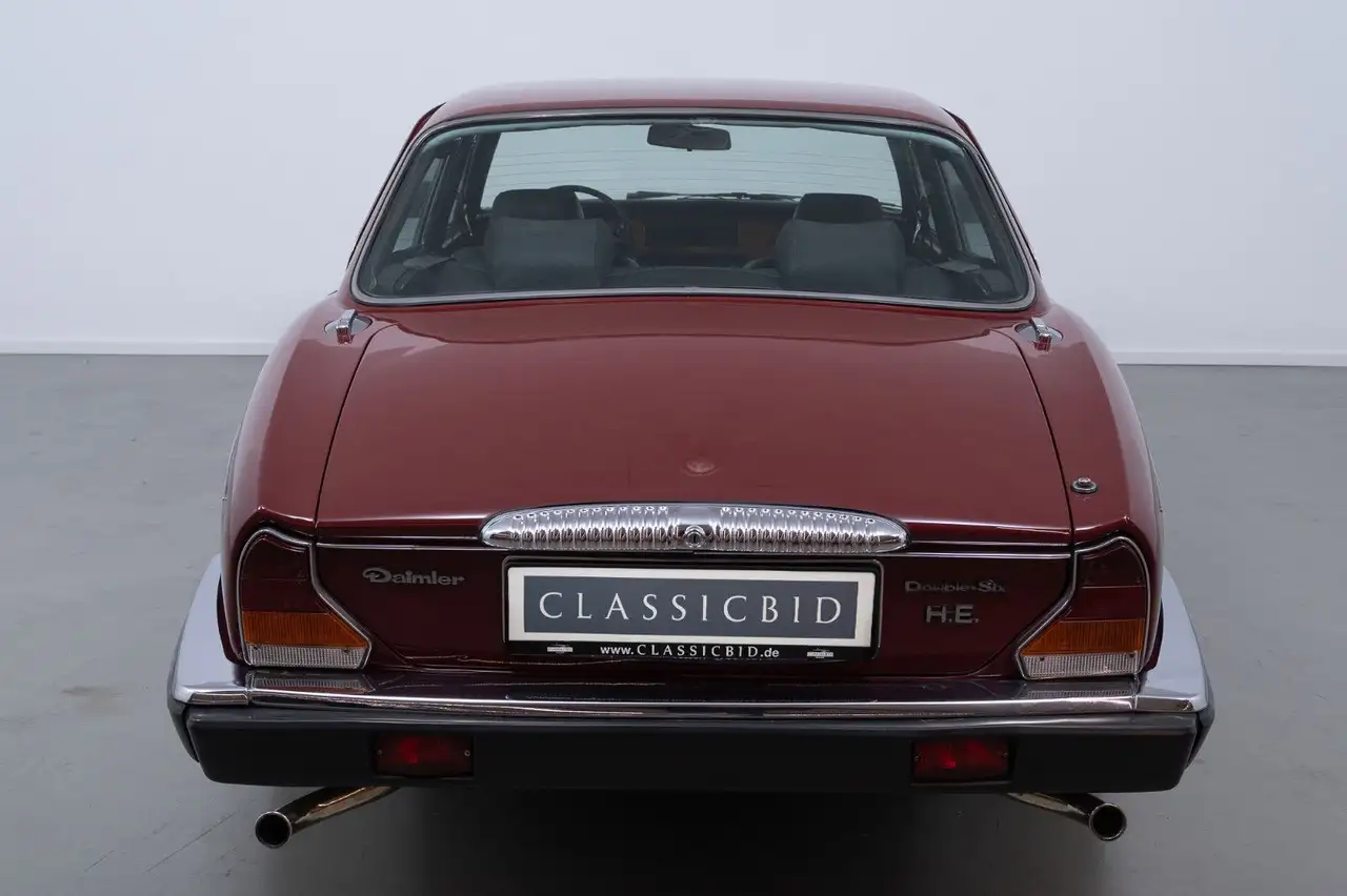 Jaguar XJ12 Daimler, foto 4