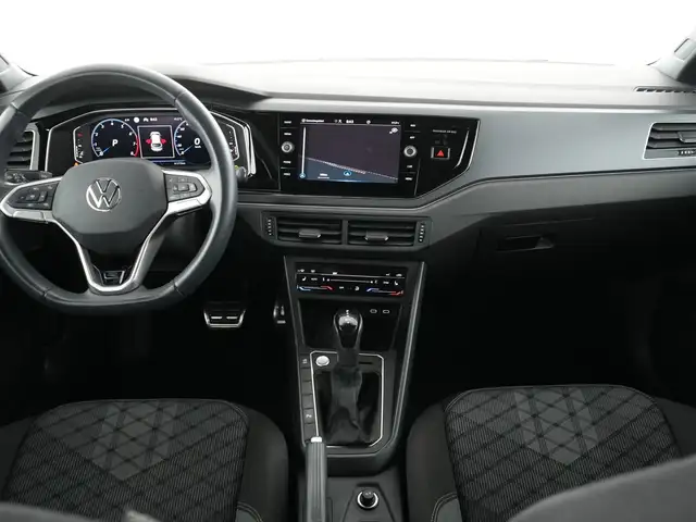 Volkswagen Taigo view 9
