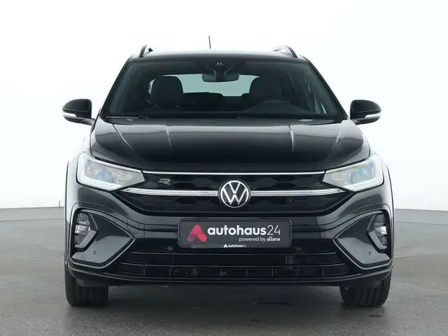Volkswagen Taigo view 2