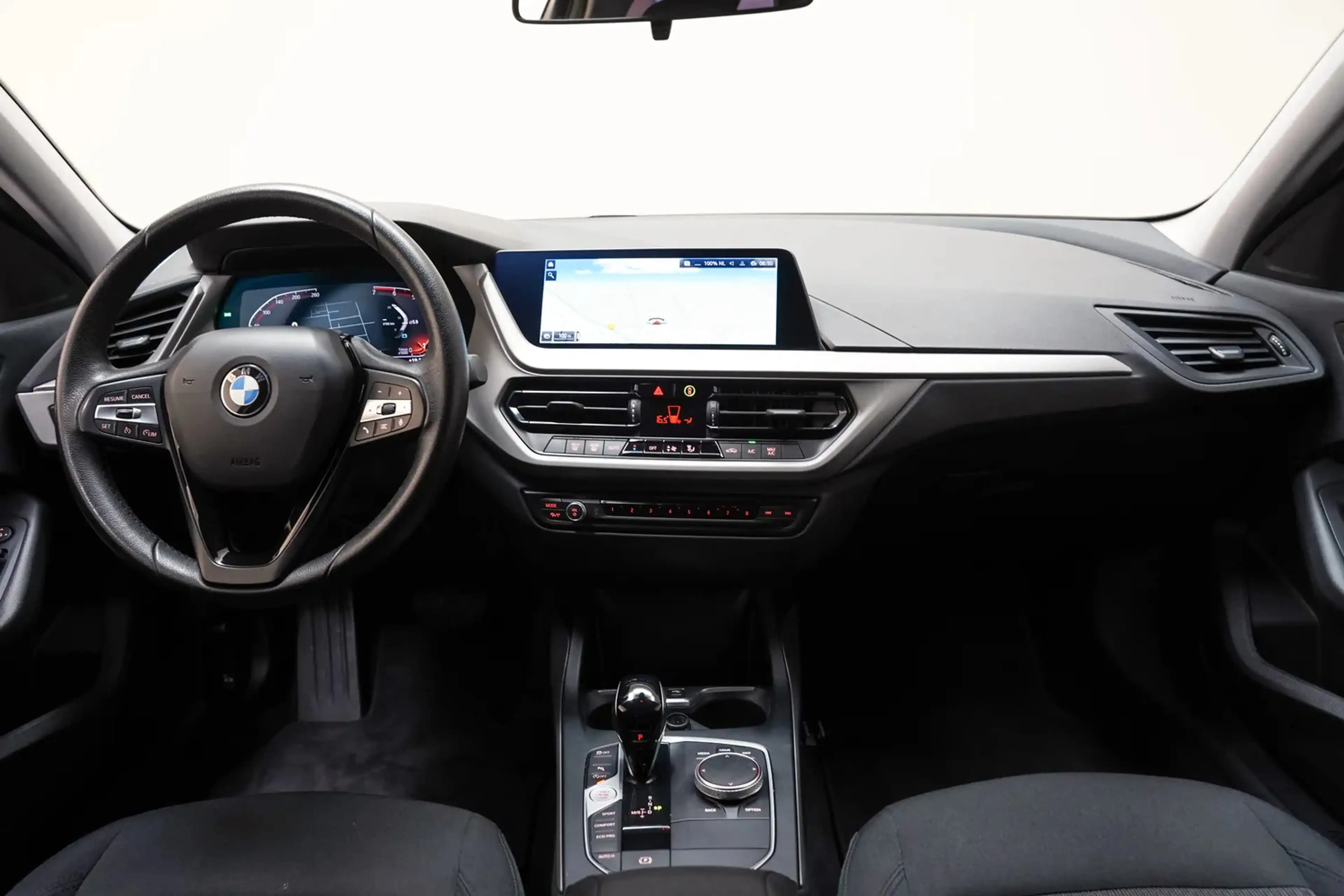 BMW 118 1-serie 118i Aut. [ Navi Apple/Android Cruise ] — photo 4