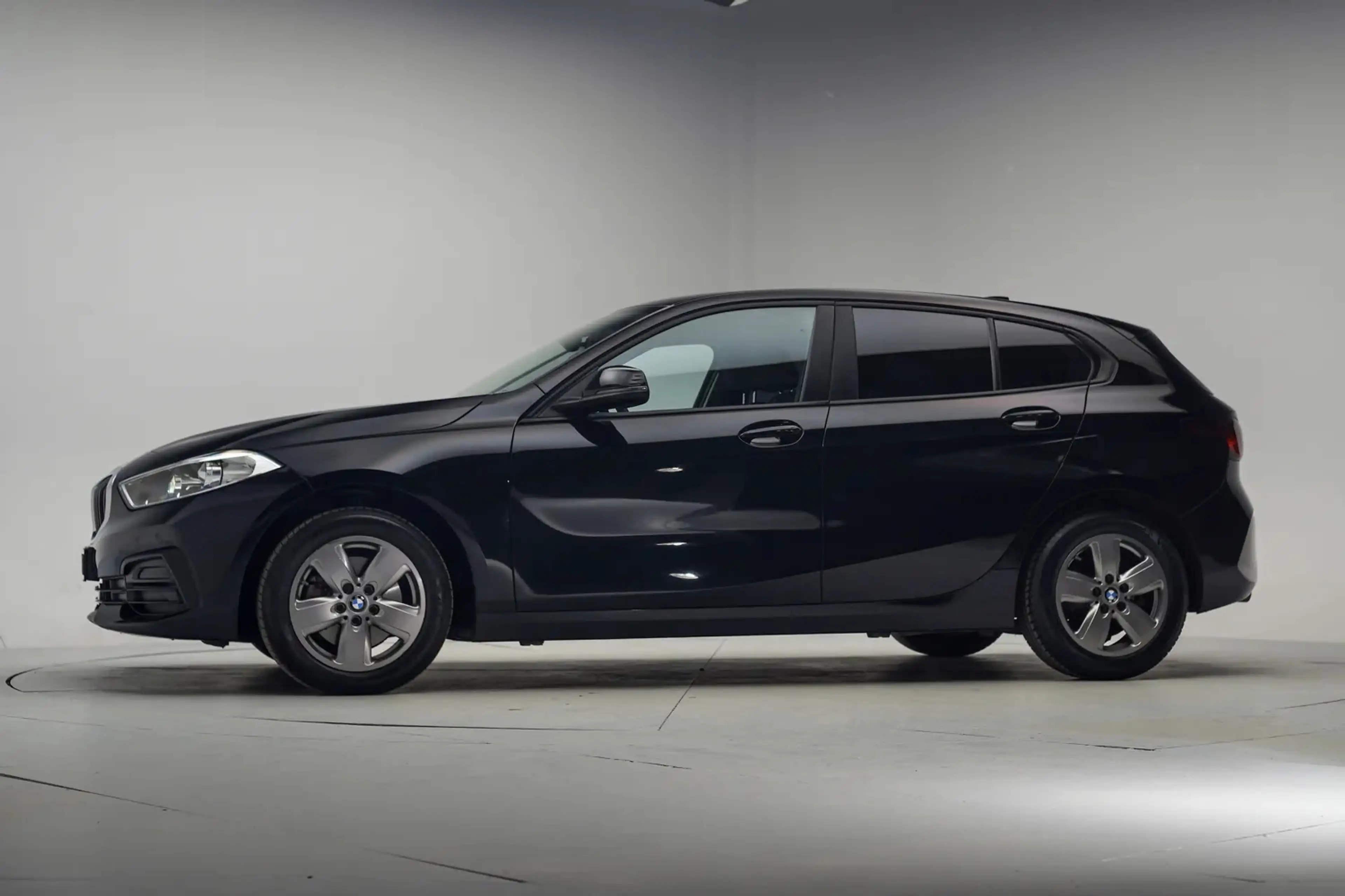 BMW 118 1-serie 118i Aut. [ Navi Apple/Android Cruise ] — photo 2