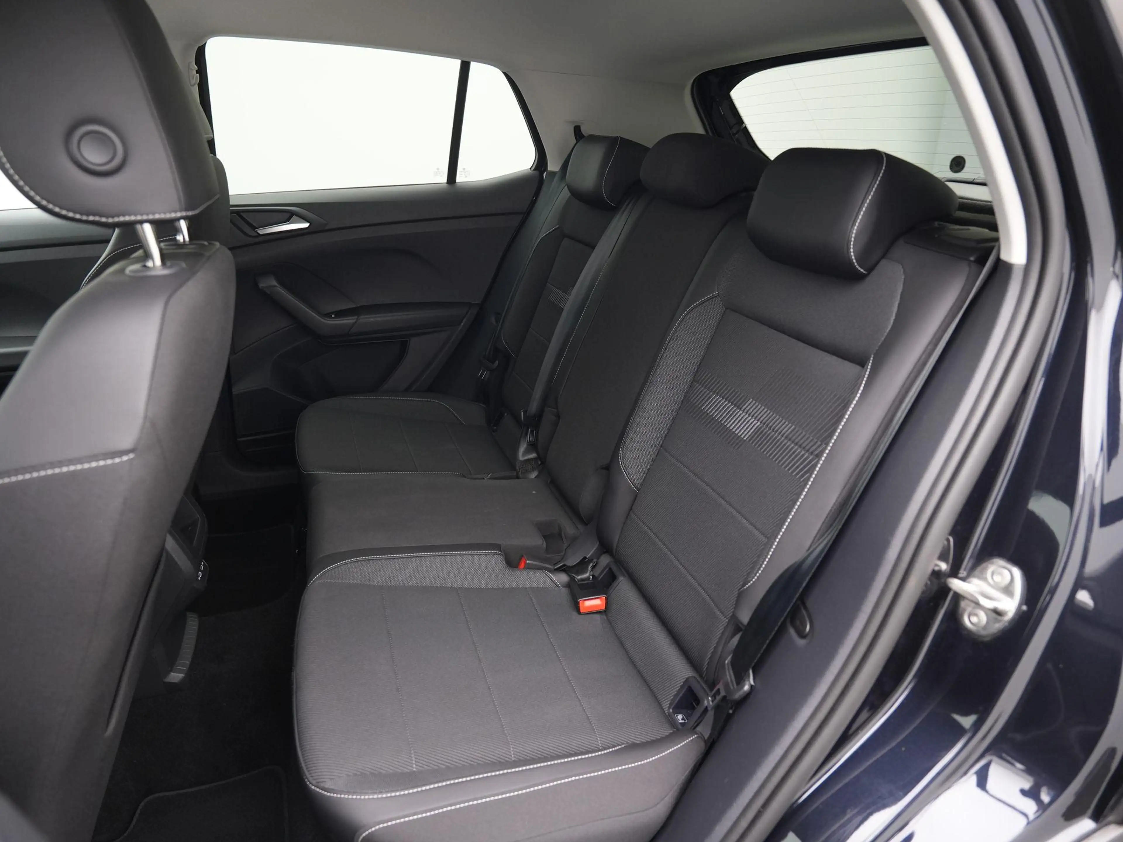 Volkswagen T-Cross 1.0 TSI 110pk Style | Adaptive Cruise Control | LE — photo 9