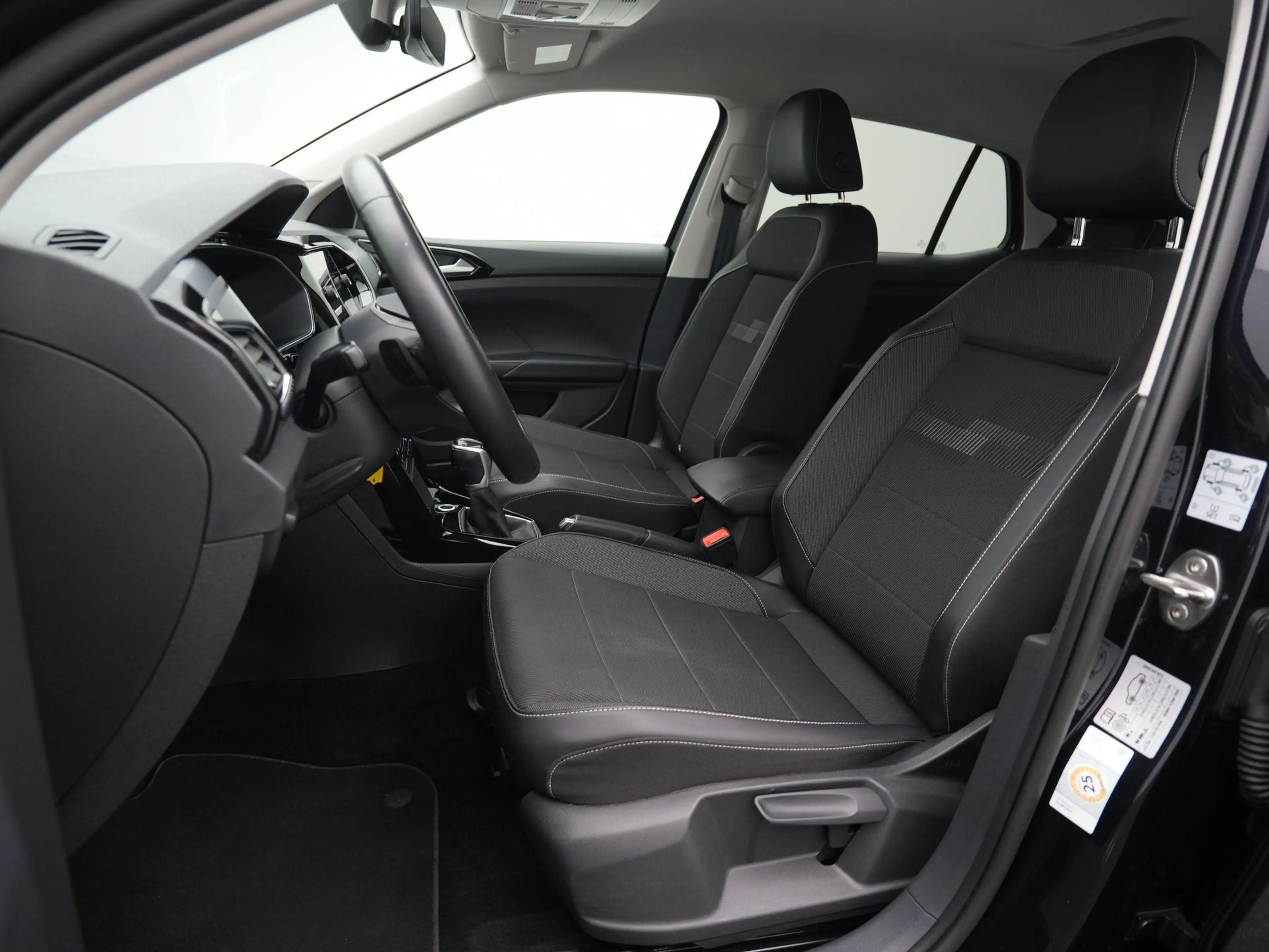 Volkswagen T-Cross 1.0 TSI 110pk Style | Adaptive Cruise Control | LE — photo 8
