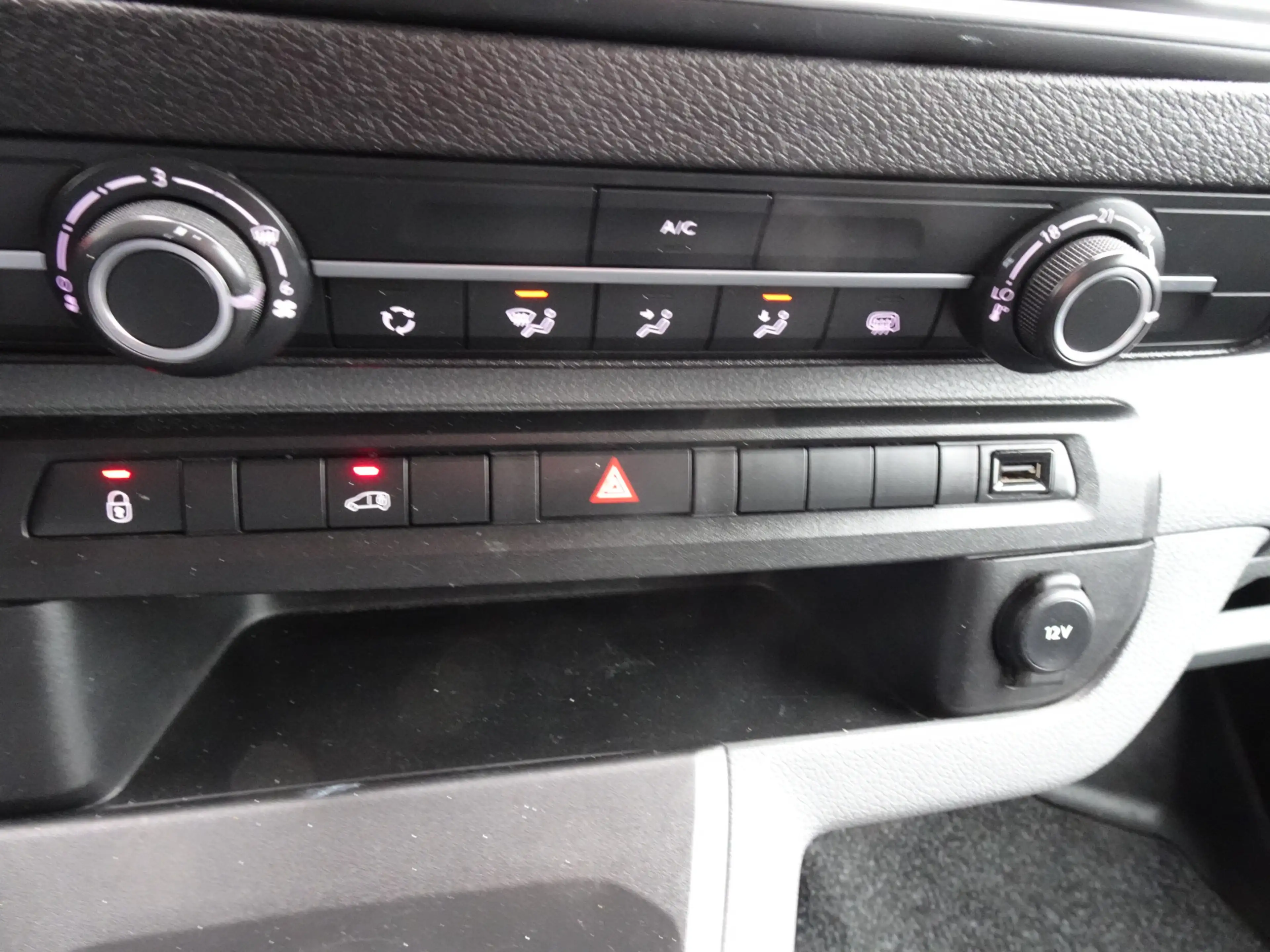 Peugeot Expert 1.5 BlueHDI 120 Compact Urban 3 zits 101801 km !!! — photo 13