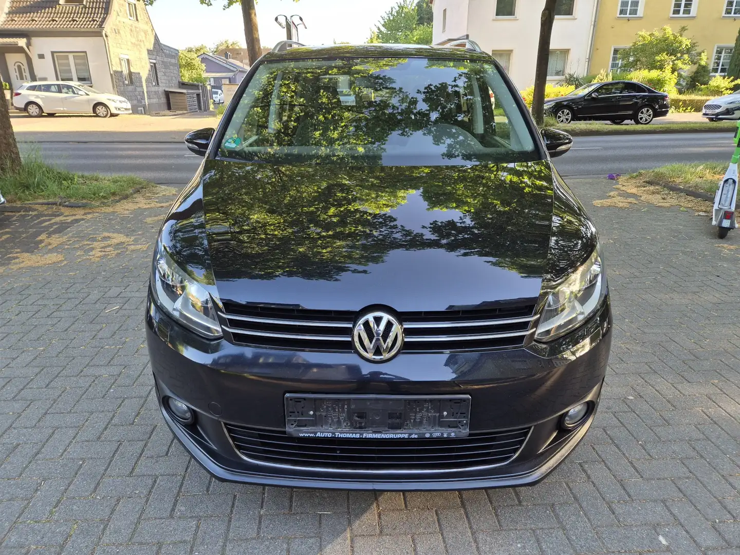 Volkswagen Cross Touran 1.6 TDI DPF Tüv und Zahnriemen Neu/7Sıtzer/ Schwarz - 1