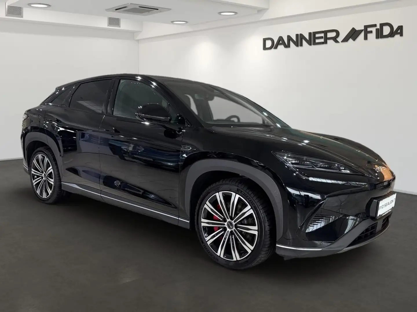 BYD Sealion 7 Excellence 91.5 kWh AWD *AKTIONSPREIS* Schwarz - 2