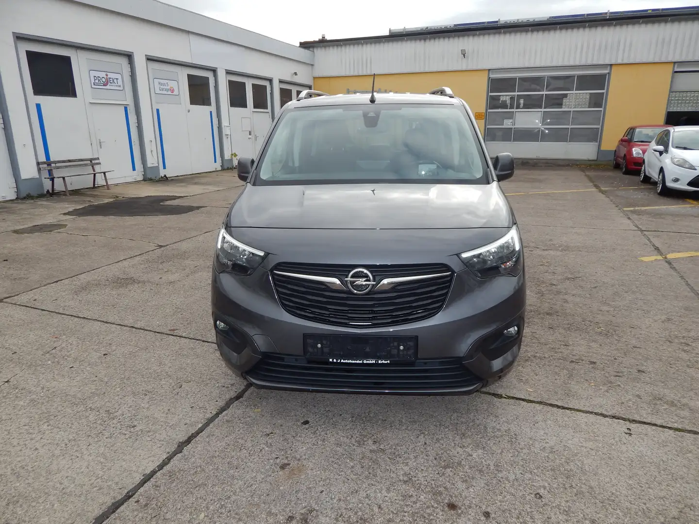 Opel Combo Edition1.HAND*79 TKM*7 SITZE*KAMERA*LENKRH*PDC*LM* Grau - 2