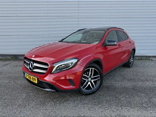 Mercedes-Benz GLA 200 Amb. Comfort NAP Automaat Pano Dealer OH Camera Tr