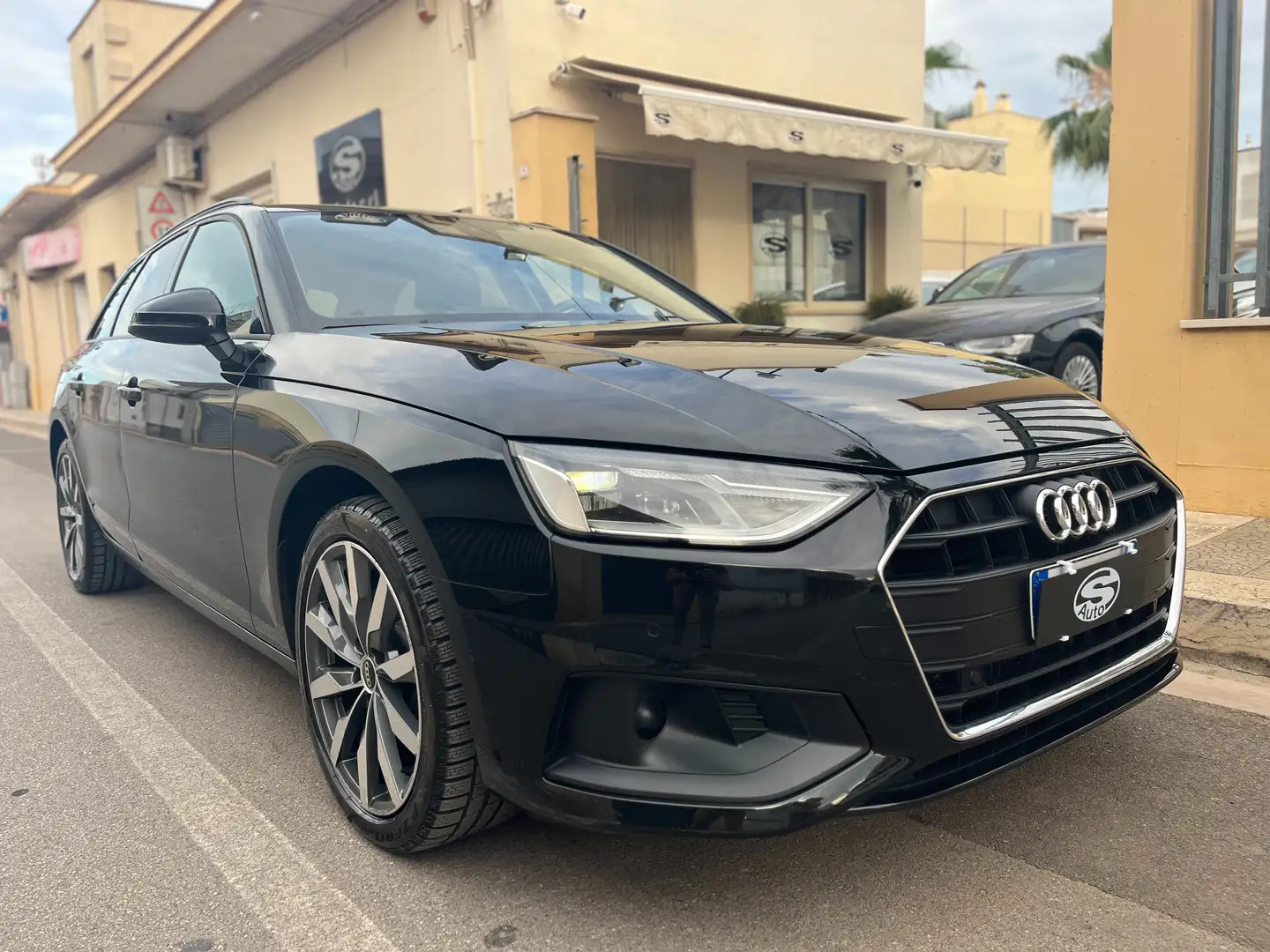 Audi A4 Avant 35 2.0TDI 163 Stronic Advanced mhev Nero - 2