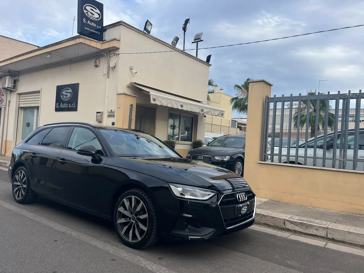 Audi A4 Avant 35 2.0TDI 163 Stronic Advanced mhev Nero - 1