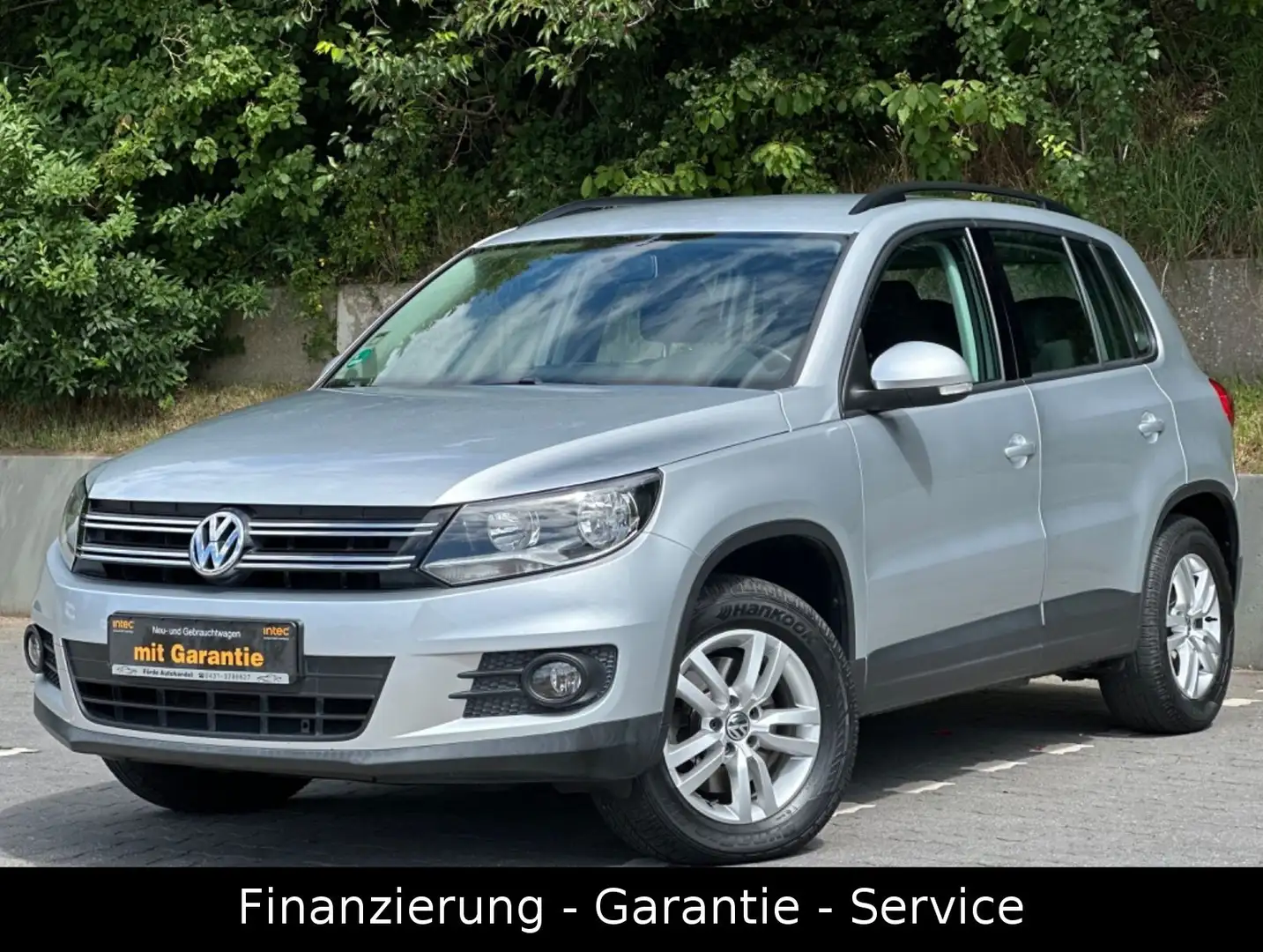 Volkswagen Tiguan 2.0 TDI 4MOTION/1 HAND/AHK/ALU/GEPFLEGT Zilver - 1