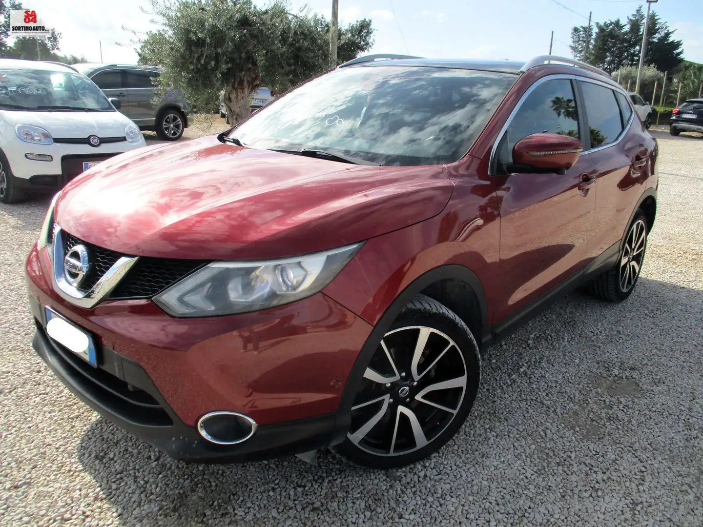 Nissan Qashqai 1.5 dci Tekna 110cv 9/2014 FULL KM 145000 Rojo - 1