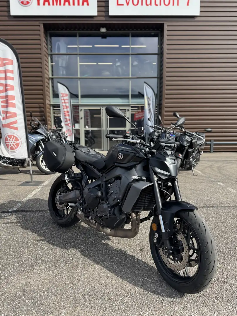 Yamaha MT-09 Černá - 1