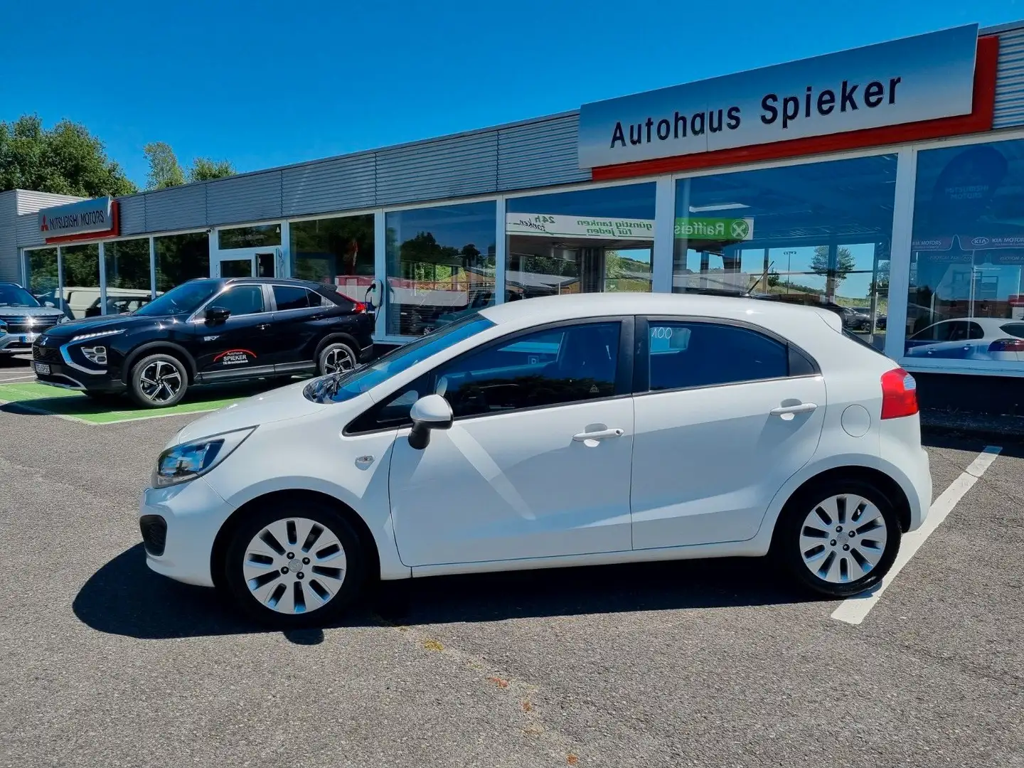 Kia Rio Edition 7 Белый - 2