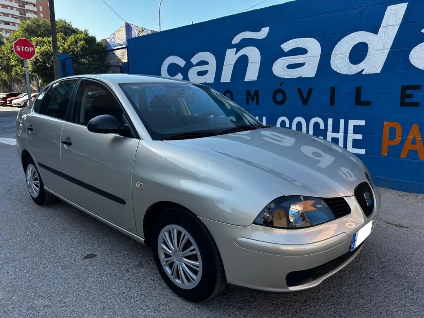 SEAT Cordoba 1.9SDi Reference Gris - 1
