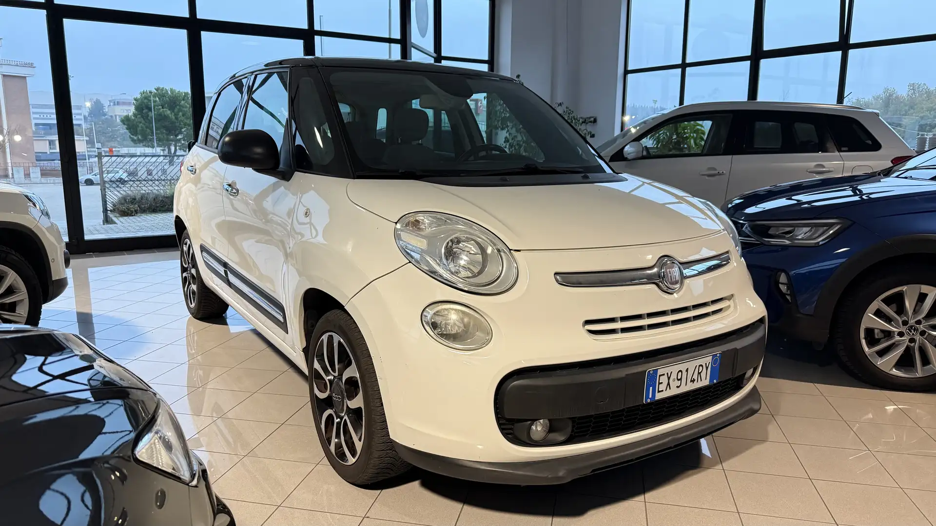 Fiat 500L 0.9 t.air Lounge 105cv oK NeoPatentati Blanc - 1
