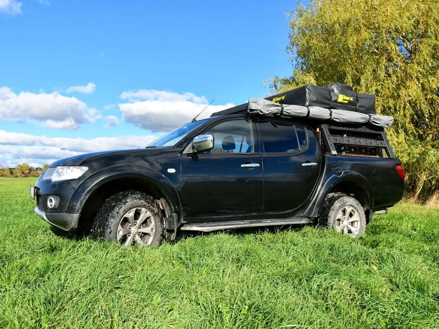 Mitsubishi L200 L200 Pick Up 4x4 Autm. DPF Intense Double Cab crna - 2