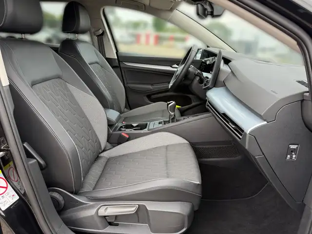 Volkswagen Golf view 10