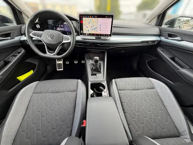 Volkswagen Golf view 8