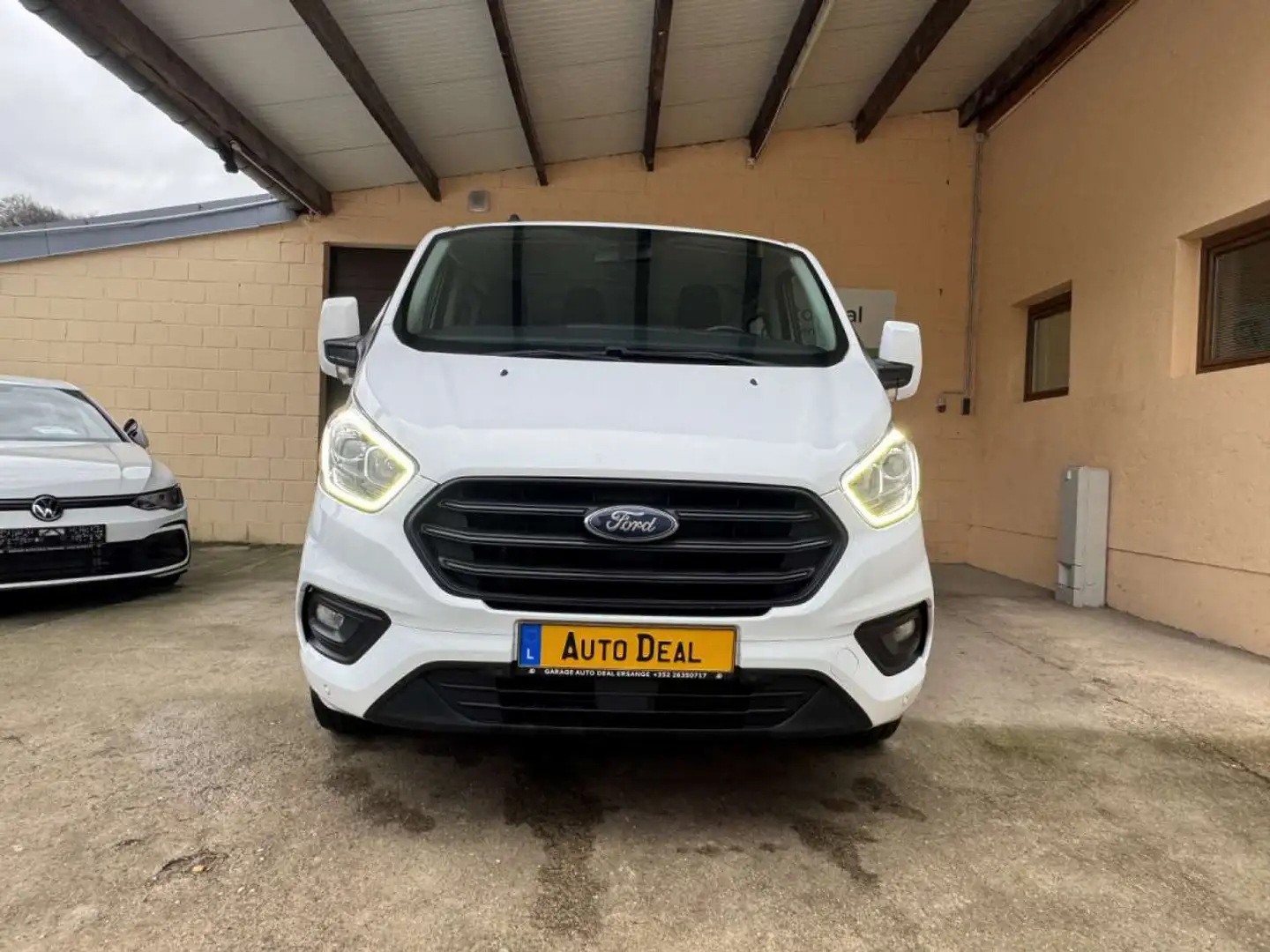 Ford Transit Custom 2.0 TDCI L1H1 9-PLACES 131CV Blanc - 2