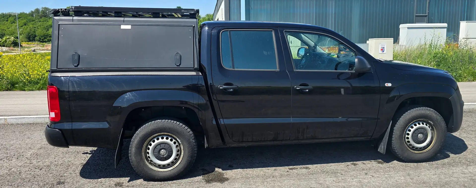 Volkswagen Amarok Amarok DoubleCab Trendline 3,0 TDI 4Motion Trendline Schwarz - 1