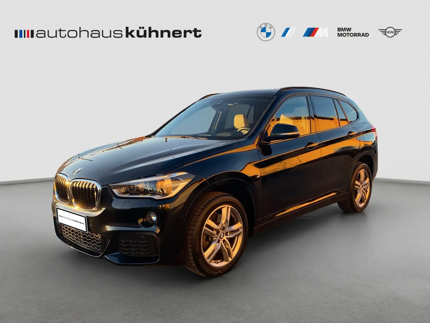 BMW X1 xDrive20i ///M-Sport ACC adapt. LED PanoSD Noir - 1