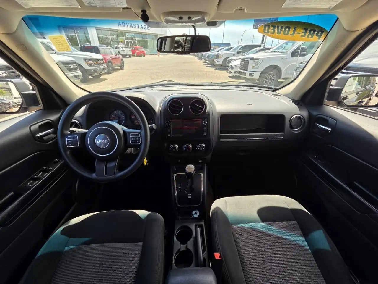 Jeep Patriot снимка Jeep Patriot
