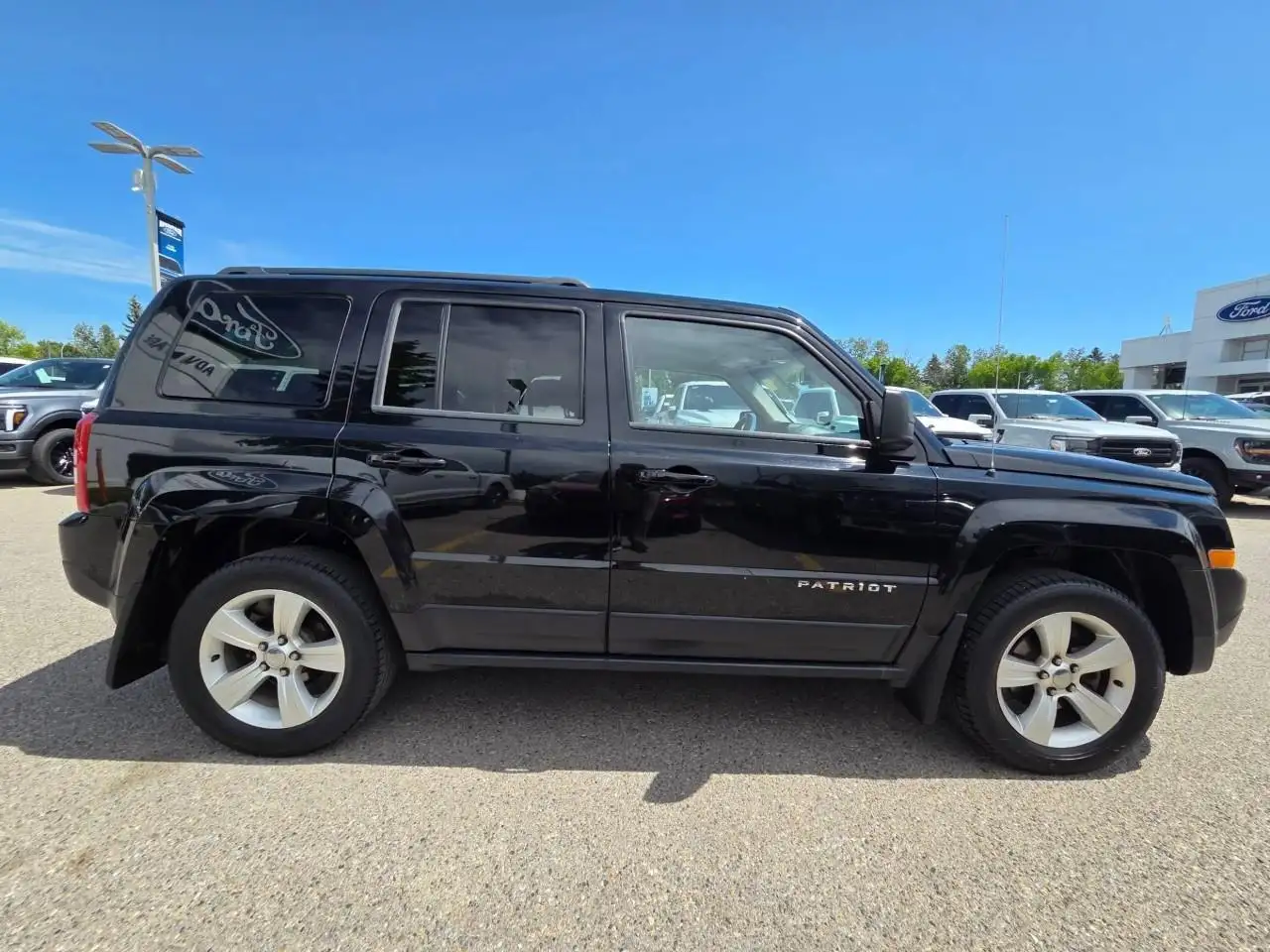 Jeep Patriot снимка Jeep Patriot